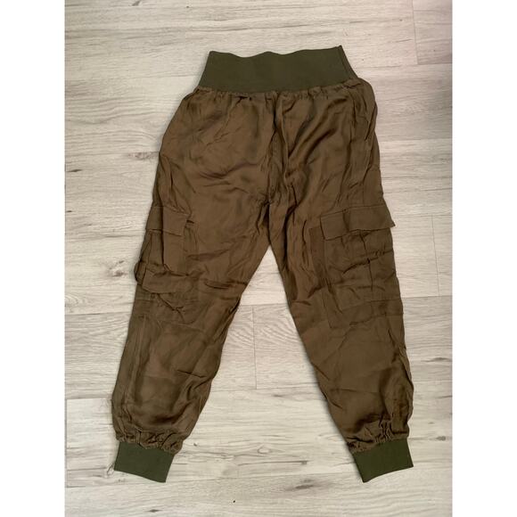 Cinq a Sept Satin Cargo Jogger Pants Size M - Picture 2 of 6